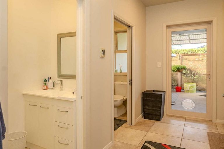 Photo of property in 9 Kotare Heights, Kerikeri, 0230