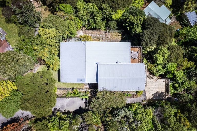 Photo of property in 4 Kahu Road, Paremata, Porirua, 5024