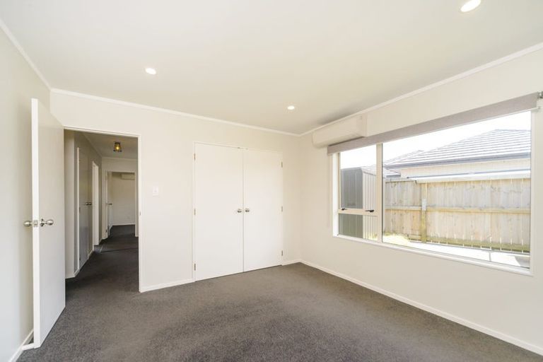 Photo of property in 106 Roberts Line, Kelvin Grove, Palmerston North, 4414
