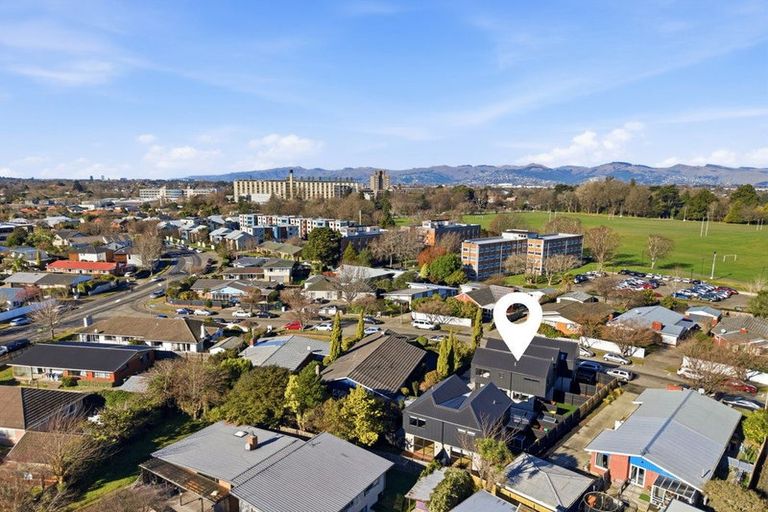 Photo of property in 3/12 Newbridge Place, Ilam, Christchurch, 8041
