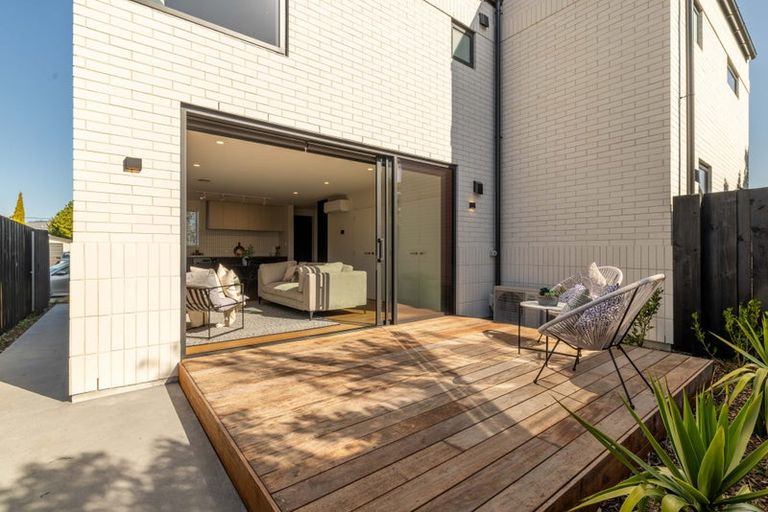 Photo of property in 2/71 Edinburgh Street, Spreydon, Christchurch, 8024