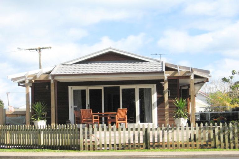 Photo of property in 2 Victoria Street, Whitianga, 3510