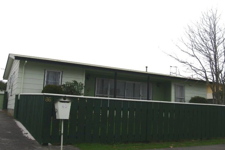 Photo of property in 86 Benmore Avenue, Cloverlea, Palmerston North, 4412