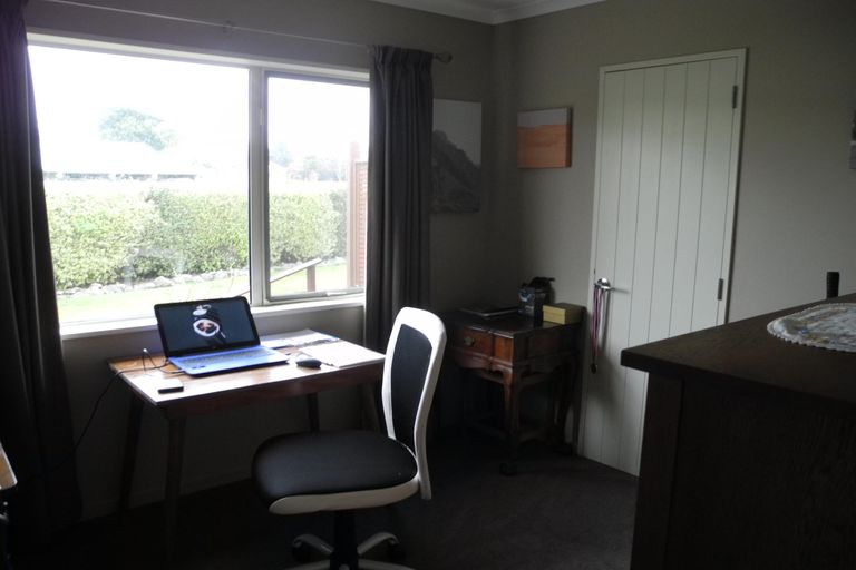 Photo of property in 10a Massey Street, Waimate, 7924