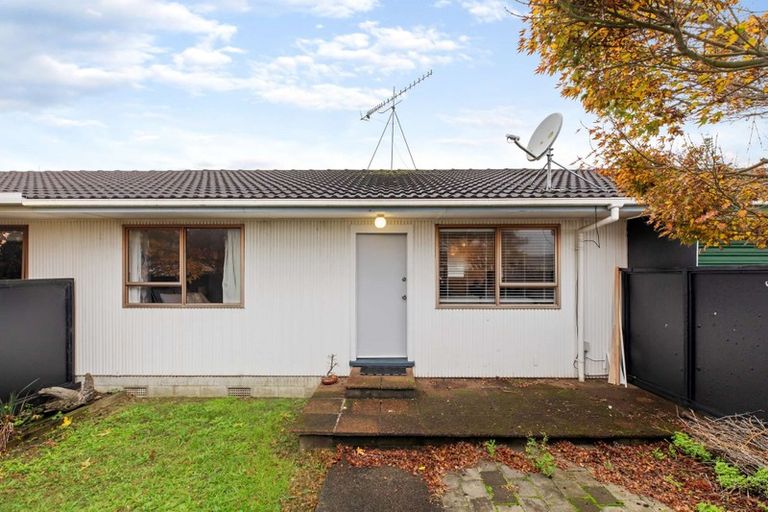 Photo of property in 1/4 Collie Road, Pukekohe, 2120