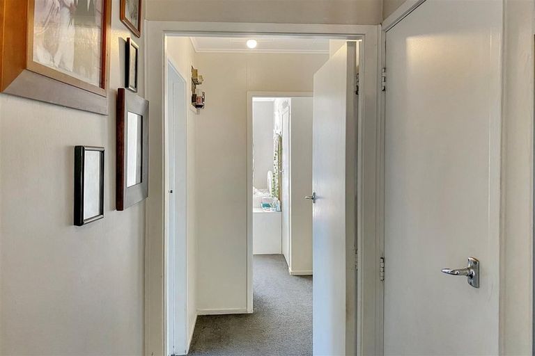 Photo of property in 11 Beryl Place, Pukehangi, Rotorua, 3015