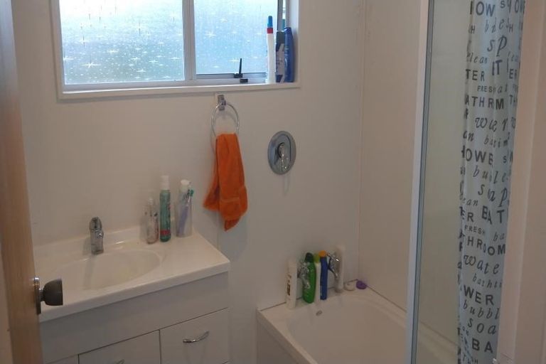 Photo of property in 43 Amberley Avenue, Westbrook, Palmerston North, 4412