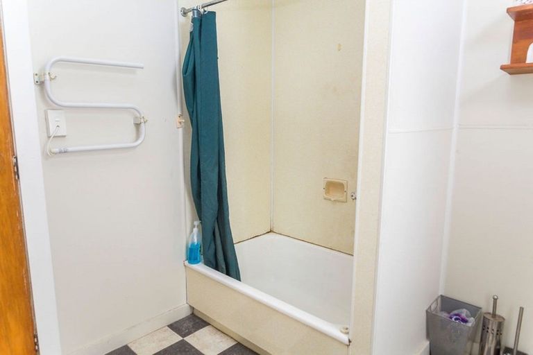 Photo of property in 7 Seddon Street, Dannevirke, 4930