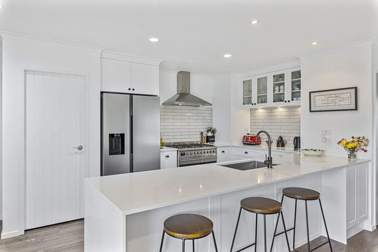 Photo of property in 39 Kotuku Drive, Paraparaumu Beach, Paraparaumu, 5032