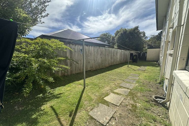 Photo of property in 5/12 Wood Street, Wallaceville, Upper Hutt, 5018