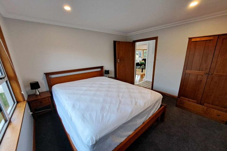 Photo of property in 137/1b Seaview Road, Westown, New Plymouth, 4310