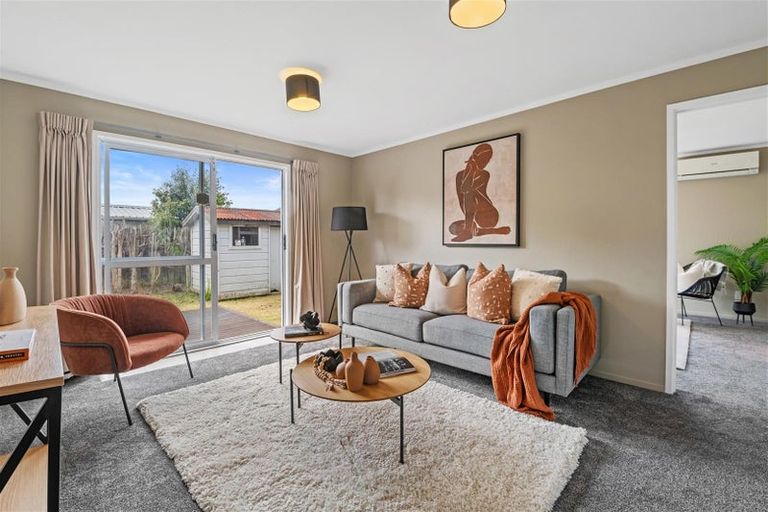 Photo of property in 11 Thackeray Place, Owhata, Rotorua, 3010