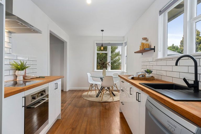 Photo of property in 21 Glenfield Crescent, Mairehau, Christchurch, 8052