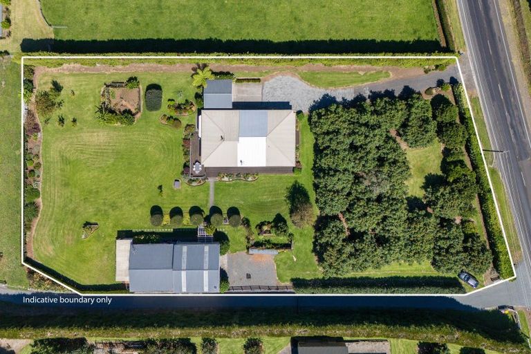 Photo of property in 139 Athenree Road, Athenree, Katikati, 3177