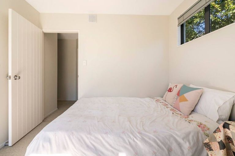 Photo of property in 118 Onetaunga Road, Chatswood, Auckland, 0626
