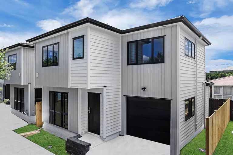 Photo of property in 4/174b Clevedon Road, Papakura, 2110