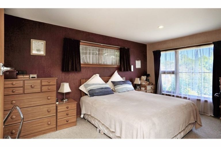 Photo of property in 95 Kendal Avenue, Burnside, Christchurch, 8053