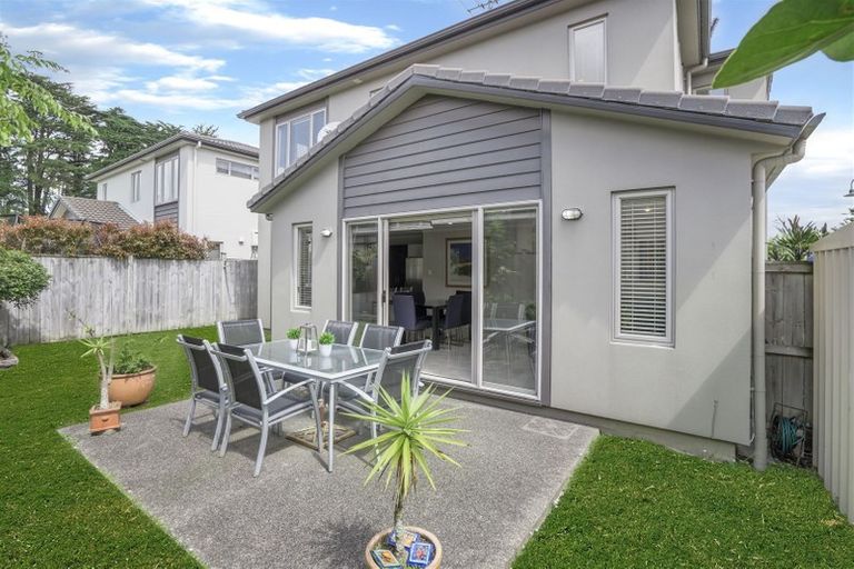 Photo of property in 3 Citron Court, Flat Bush, Auckland, 2016
