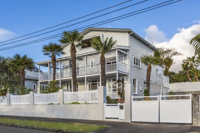 Photo of property in 6 Maxwell Avenue, Grey Lynn, Auckland, 1021