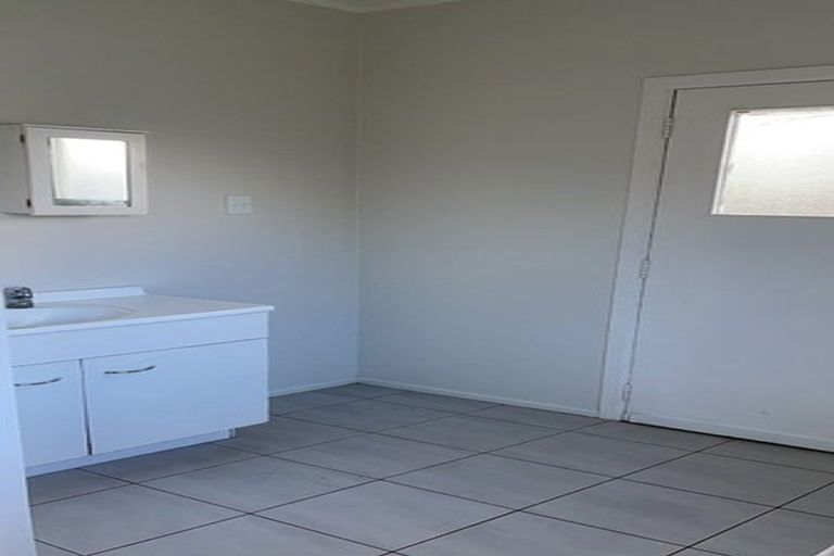 Photo of property in 2/83 Favona Road, Favona, Auckland, 2024