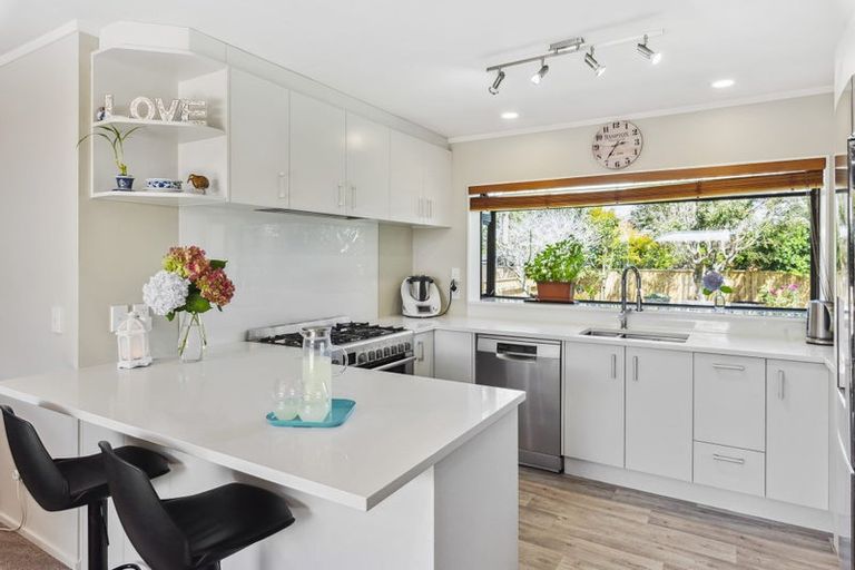 Photo of property in 7b Wood Leigh, Paraparaumu Beach, Paraparaumu, 5032