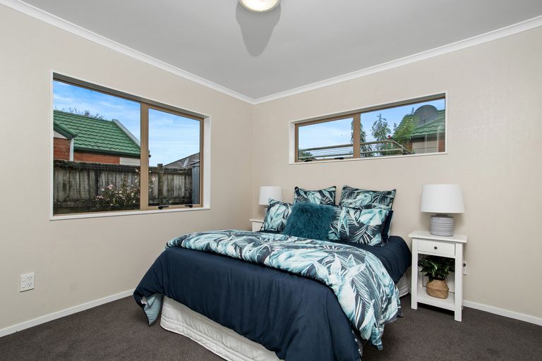 Photo of property in 7 Hibernian Drive, Ranui, Auckland, 0612