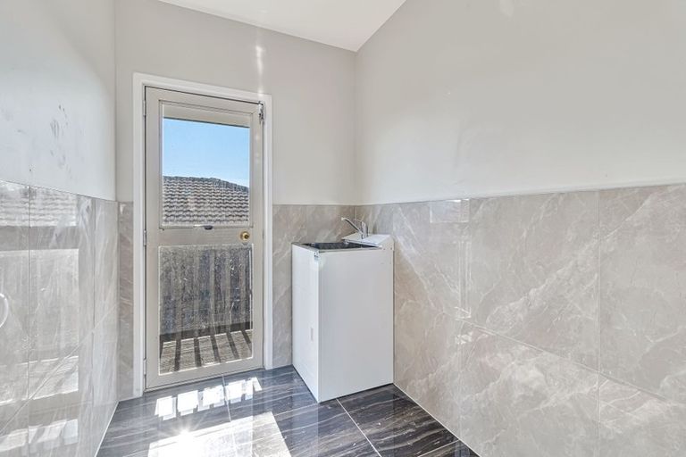 Photo of property in 2/8 Anglers Way, Wattle Downs, Auckland, 2102