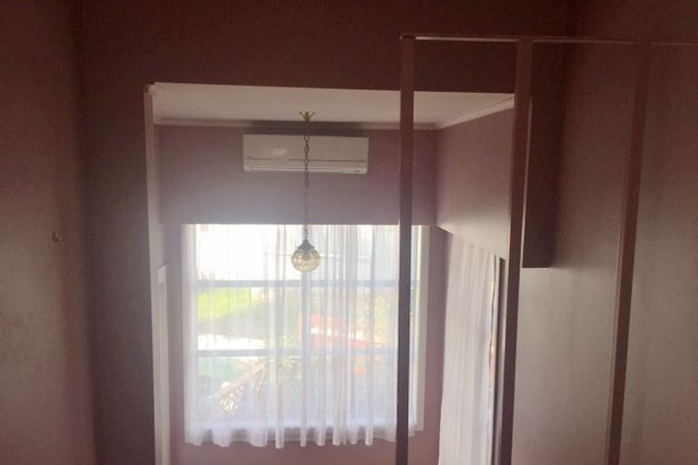 Photo of property in 1d Vanguard Road, Kelston, Auckland, 0602