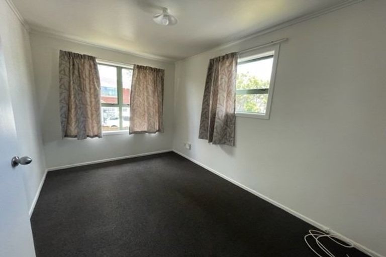 Photo of property in 2/73a Russell Road, Manurewa, Auckland, 2102