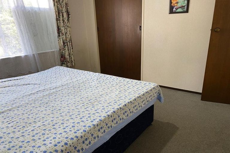 Photo of property in 12b Corolu Place, Conifer Grove, Takanini, 2112