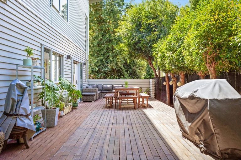 Photo of property in 63a Simpson Road, Ranui, Auckland, 0612