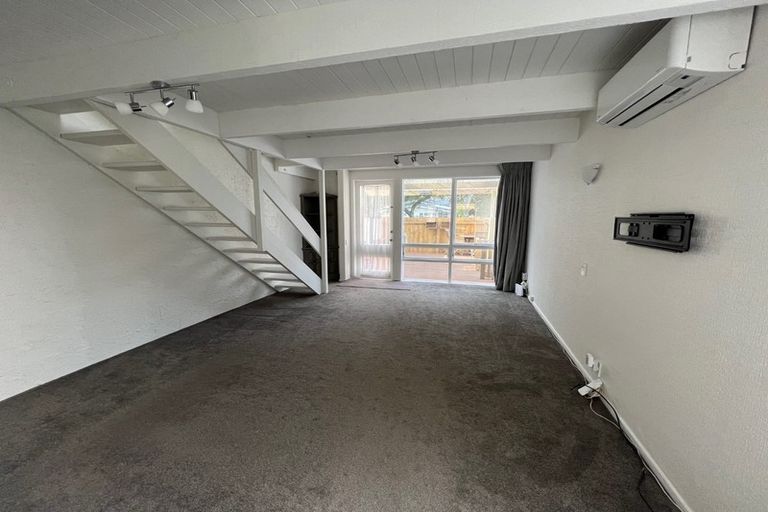 Photo of property in 24a Ranelagh Street, Karori, Wellington, 6012