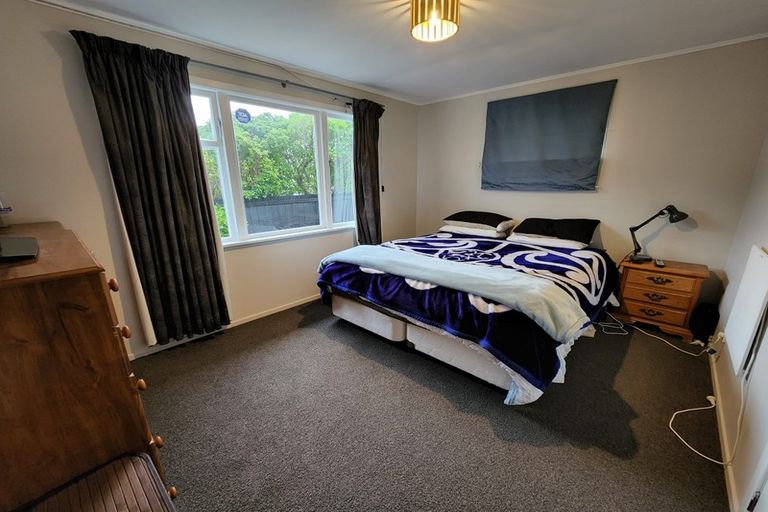 Photo of property in 5 Whangakoko Grove, Birchville, Upper Hutt, 5018