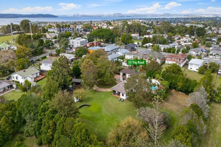 Photo of property in 10 Trig Road, West Harbour, Auckland, 0618
