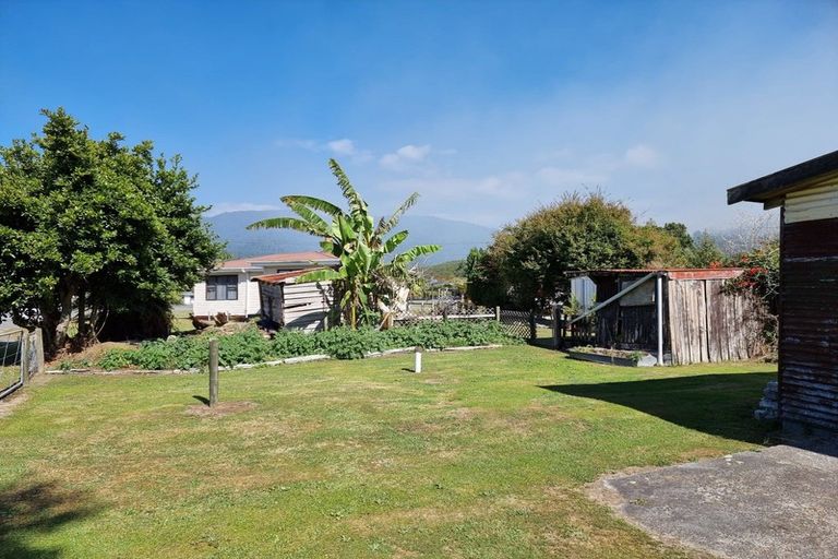 Photo of property in 47 Aylmer Street, Ross, 7812