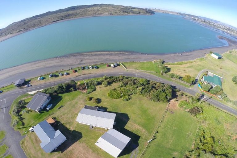 Photo of property in 11 Wainamu Road, Raglan, 3297