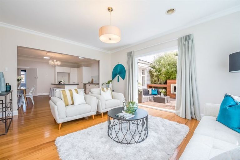 Photo of property in 18 Maire Street, Woburn, Lower Hutt, 5010