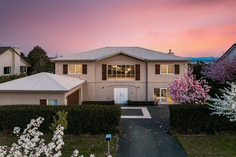 Photo of property in 18 Chateau Crescent, Rangatira Park, Taupo, 3330