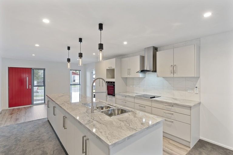 Photo of property in 1 Tainui Street, Levin, 5510