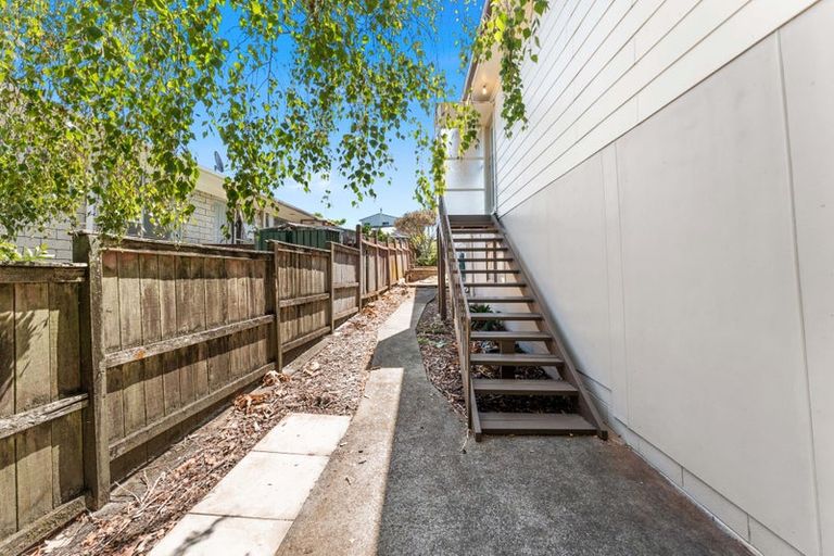 Photo of property in 26 Imogene Way, Half Moon Bay, Auckland, 2012