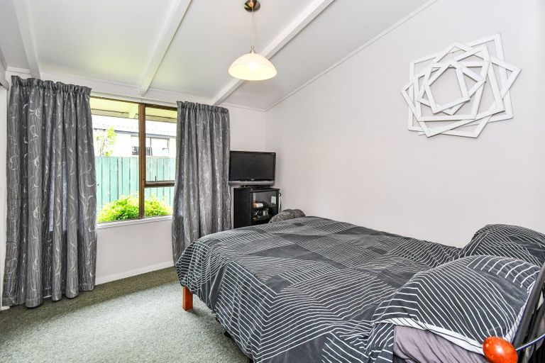 Photo of property in 26 Oakmont Place, Wattle Downs, Auckland, 2103