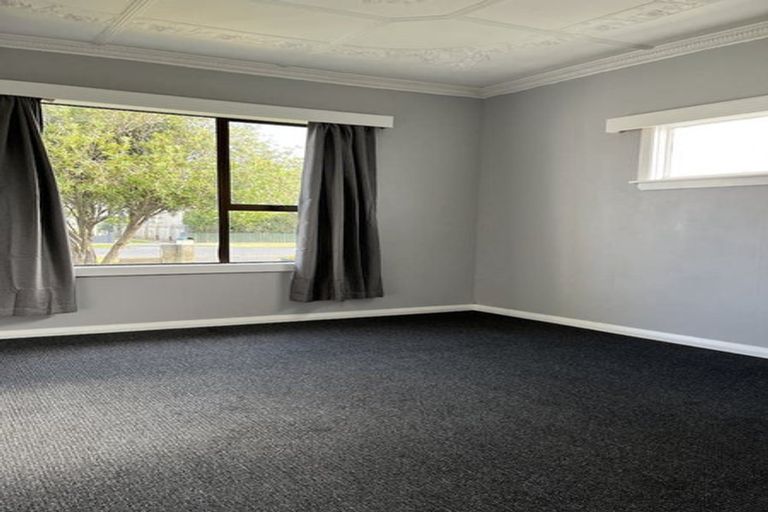 Photo of property in 54 Kirkcaldy Street, South Dunedin, Dunedin, 9012