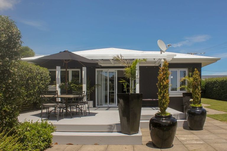 Photo of property in 293a Carrington Street, Vogeltown, New Plymouth, 4310