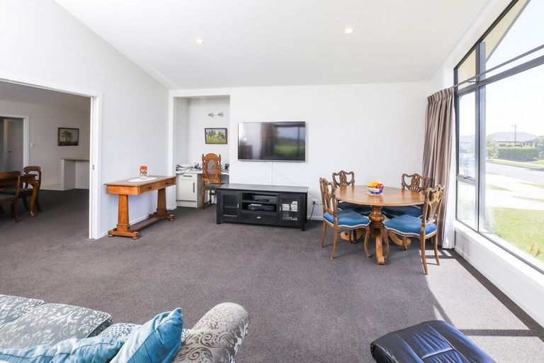 Photo of property in 1 Roy Hilton Drive, Flagstaff, Hamilton, 3210