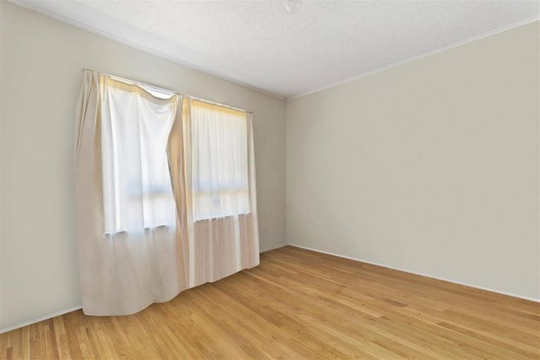 Photo of property in 20 Lee Street, Te Puke, 3119