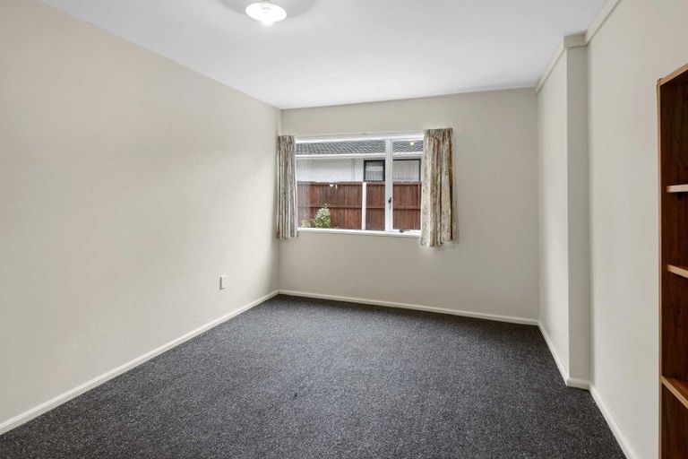 Photo of property in 64 Parkstone Avenue, Ilam, Christchurch, 8041