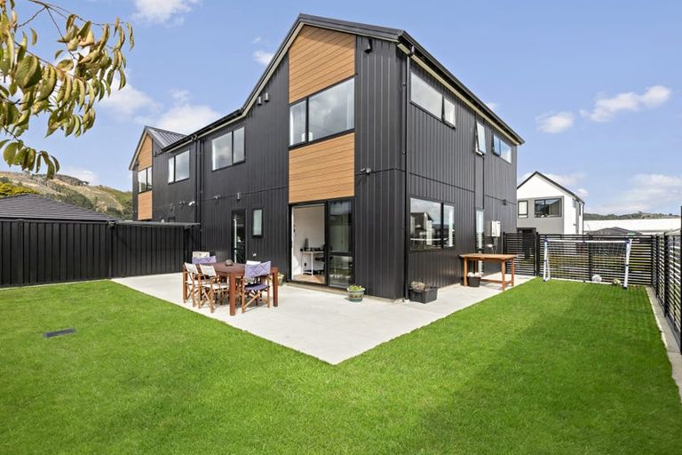 Photo of property in 1 Bonneval Lane, Wallaceville, Upper Hutt, 5018