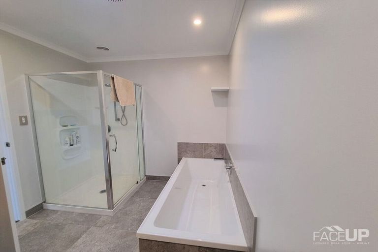 Photo of property in 48 Onekiritea Road, Hobsonville, Auckland, 0616