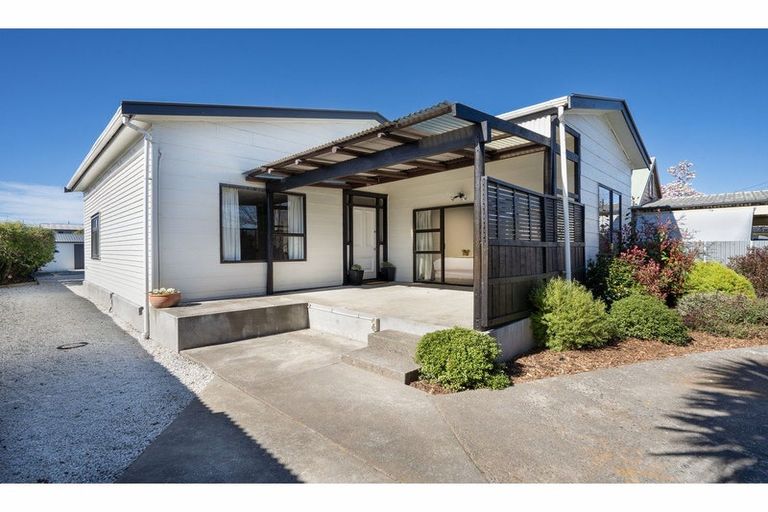 Photo of property in 26 Vienna Street, Waltham, Christchurch, 8023