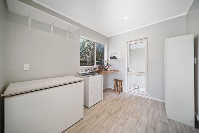 Photo of property in 61b Whatapaka Road, Karaka, Papakura, 2580